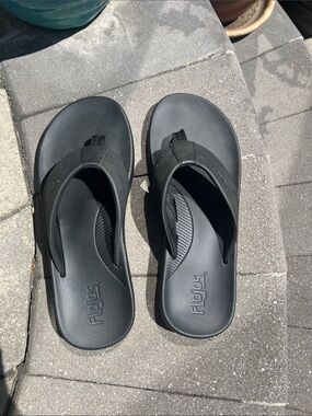 Flojos Black Men's Flip-Flops